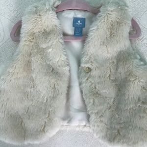 Gap 3t fur vest